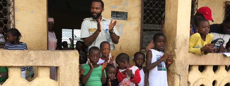 Limbe educatie en natuurbescherming Blog Thumbnail 785x295 | Rowena Goes Ape
